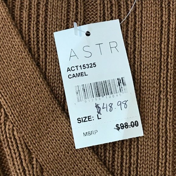 Astr the Label Evie V Neck Sweater Camel Color L - Picture 6 of 7